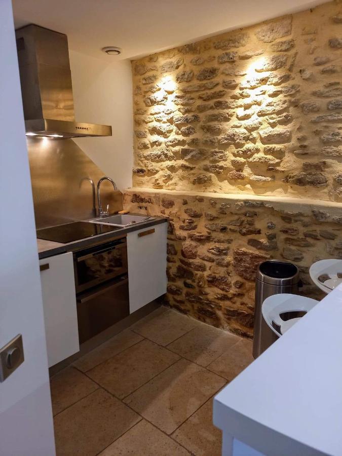 Les Chambres Du Vieux Bistrot Cabrieres-d'Avignon Exterior foto