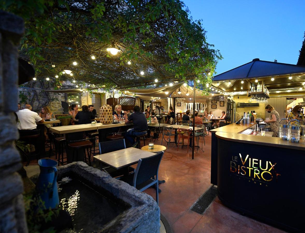 Les Chambres Du Vieux Bistrot Cabrieres-d'Avignon Exterior foto